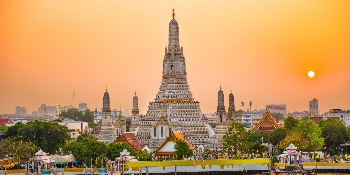 Discovering Bangkok: A Comprehensive Budget Travel Guide to Thailand's Capital
