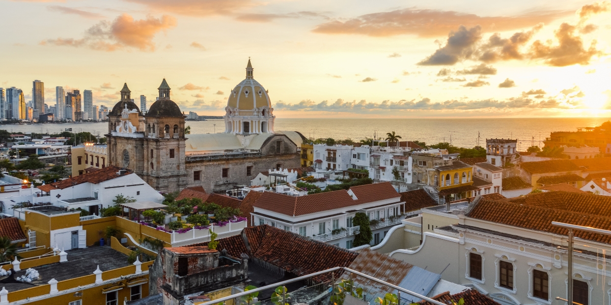 A Complete Guide to Traveling to Colombia with Uselect Flights