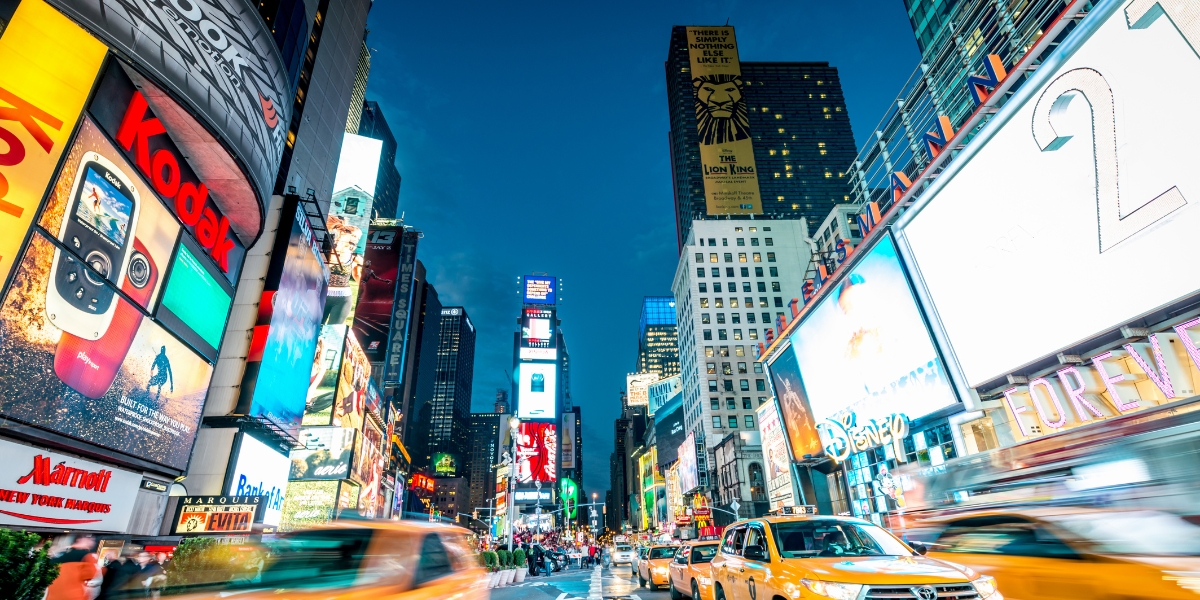 Explore NYC at Affordable Rates with Uselect Flights